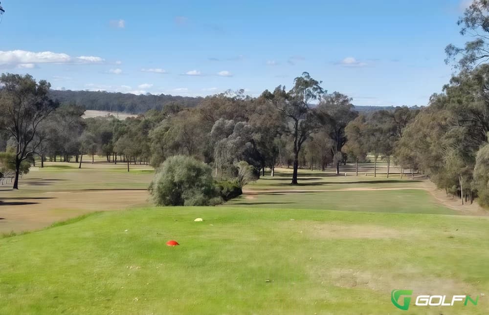 Goombungee Golf Club in Goombungee, Queensland — semi-private, 9-hole golf course
