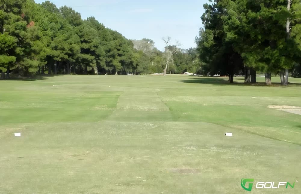 Copperas Hollow Country Club in Caldwell, Texas — semi-private, 18-hole golf course