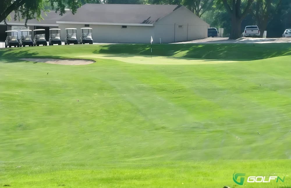 Briar Fox Golf & Country Club in Marysville, Ontario — semi-private, 18-hole golf course