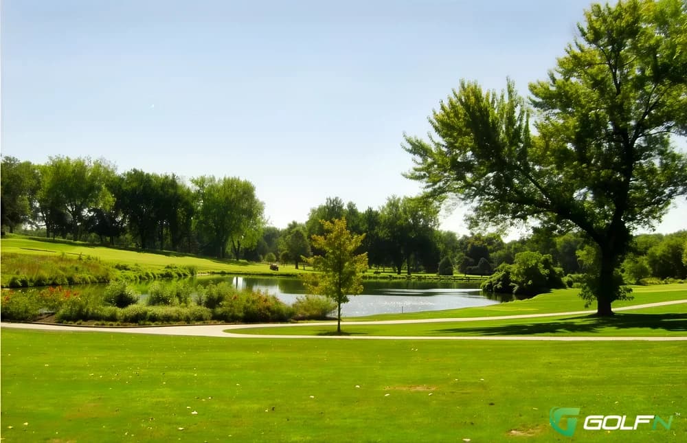 West 9 - Brookridge Country Club in Overland Park, Kansas — private, 9-hole golf course