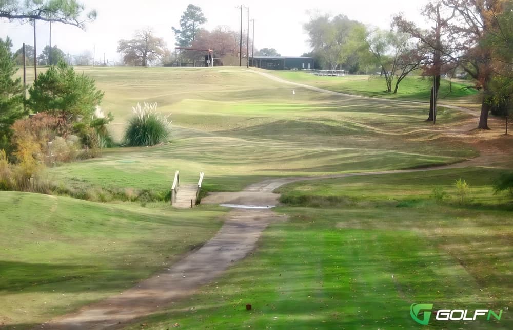 Alpine Target Golf Center in Longview, Texas — public, 9-hole golf course, designed by Mike Williams
