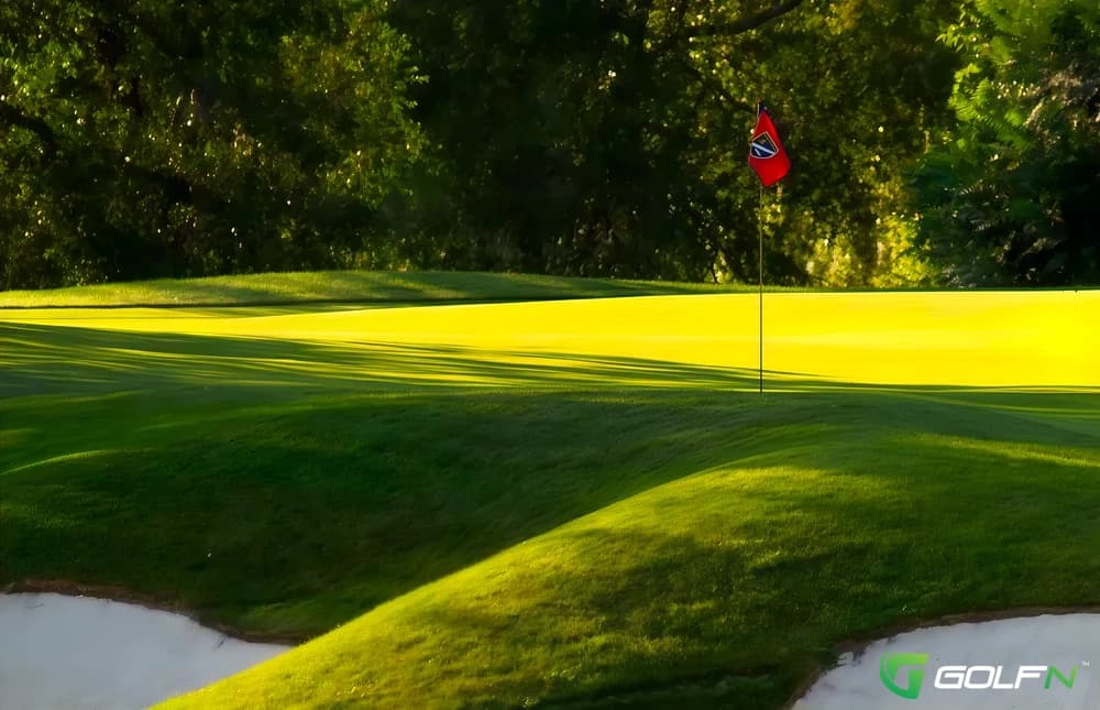 Donalda Club in Toronto, Ontario — private, 18-hole golf course, designed by Thomas McBroom (1994)