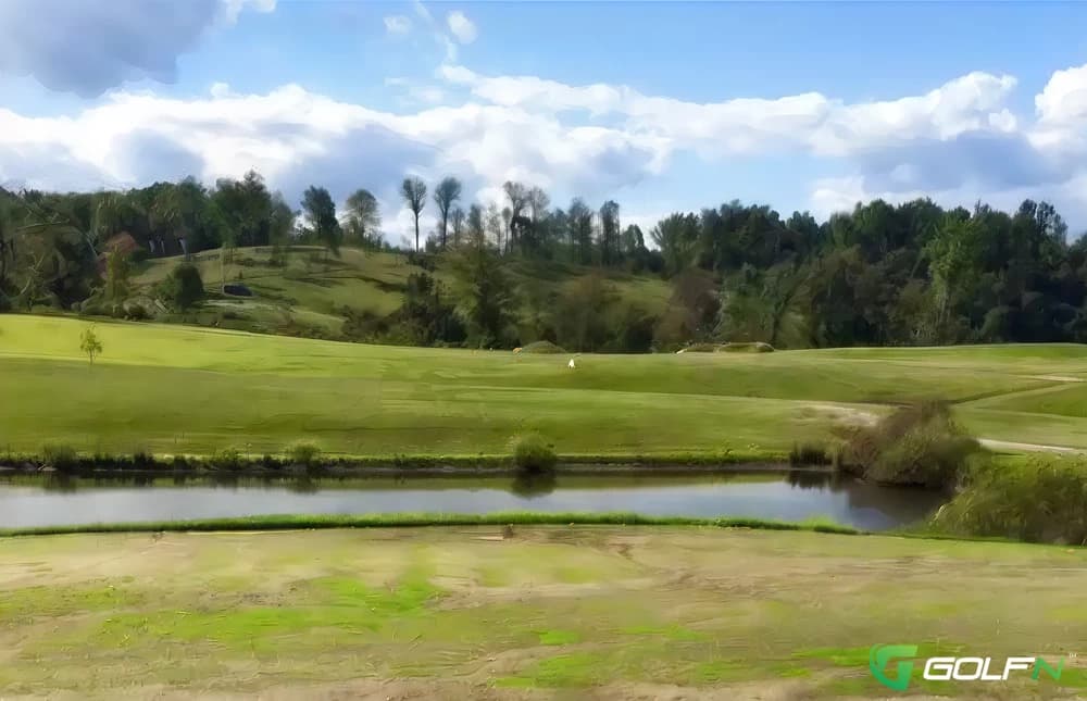 Pleasant Valley Country Club in Medina, Ohio — public, 18-hole golf course, designed by Jack Kidwell