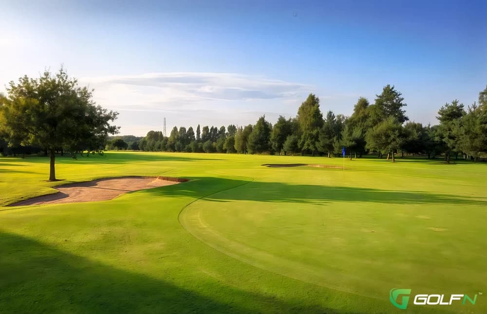 Woodside Golf Club in Holmes Chapel, England — public, 18-hole golf course