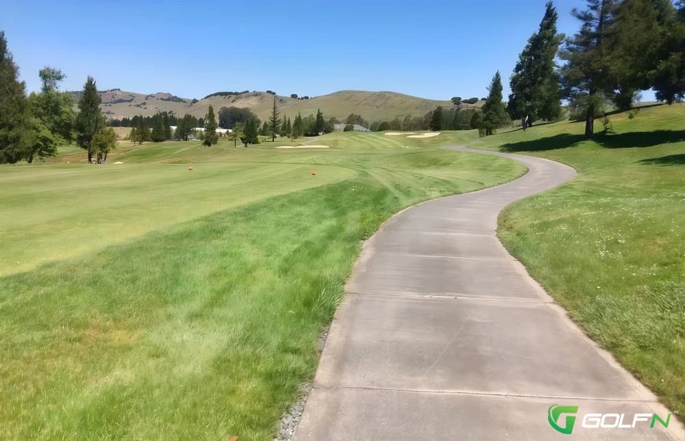 Rock Springs Golf Course in Athens, Tennessee — public, 18-hole golf course, designed by Robert Muir Graves (1994)