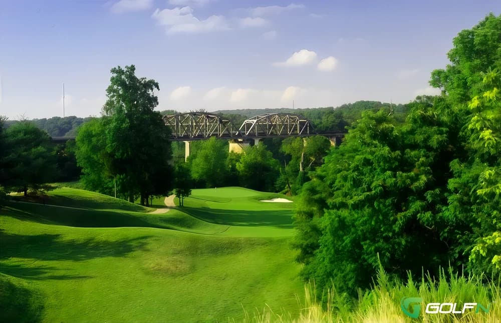 Ospreys Golf Club At Belmont Bay in Woodbridge, Virginia — public, 18-hole golf course, designed by Bob Mortenson