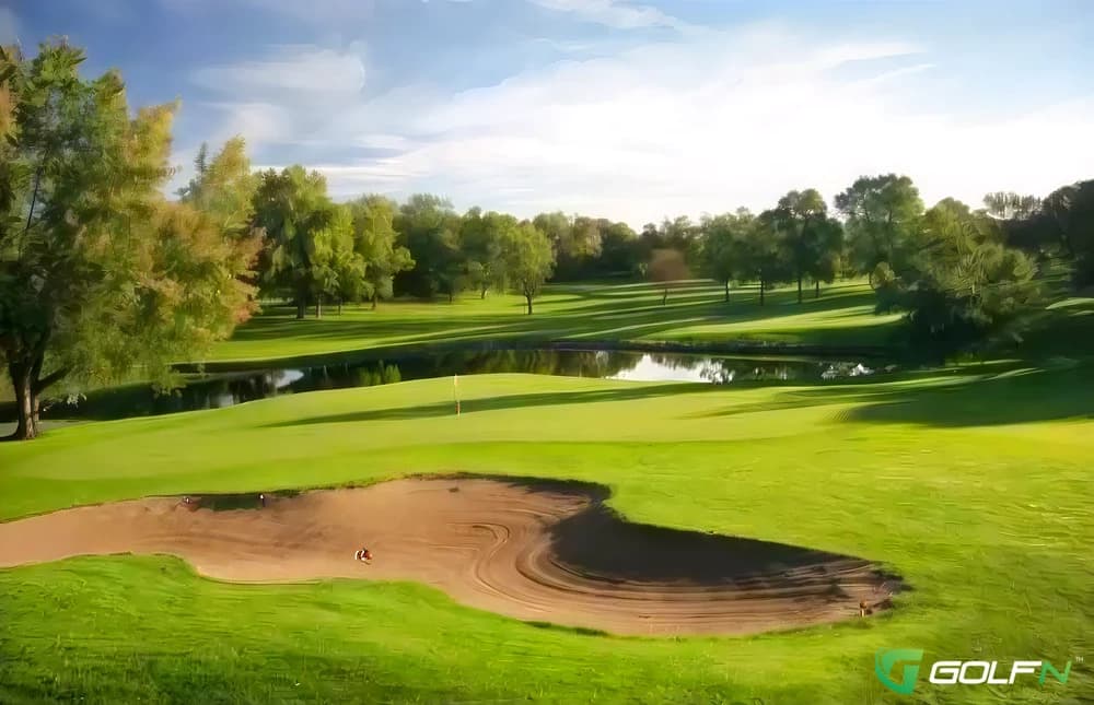 Como Golf Course in Saint Paul, Minnesota — public, 18-hole golf course, designed by Don Herfort