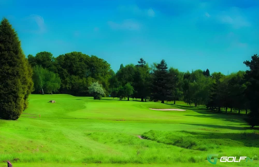 Pype Hayes Golf Course in Sutton Coldfield, England — public, 18-hole golf course, designed by Fred G. Hawtree (1933)
