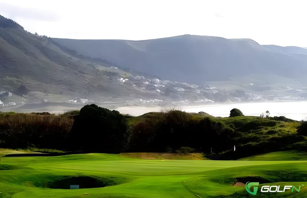 Kaitaia Golf Club in Ahipara, Northland — semi-private, 18-hole golf course