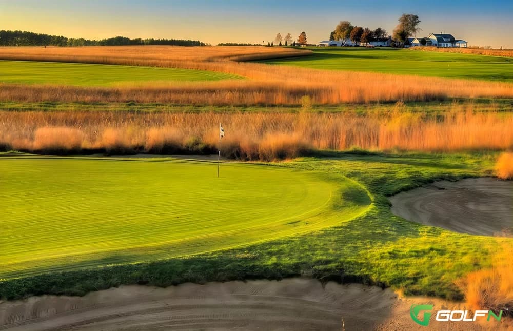 10-18 Prairie Dunes - Black Sheep Golf Club in Sugar Grove, Illinois — private, 27-hole golf course, designed by David Esler (2002)