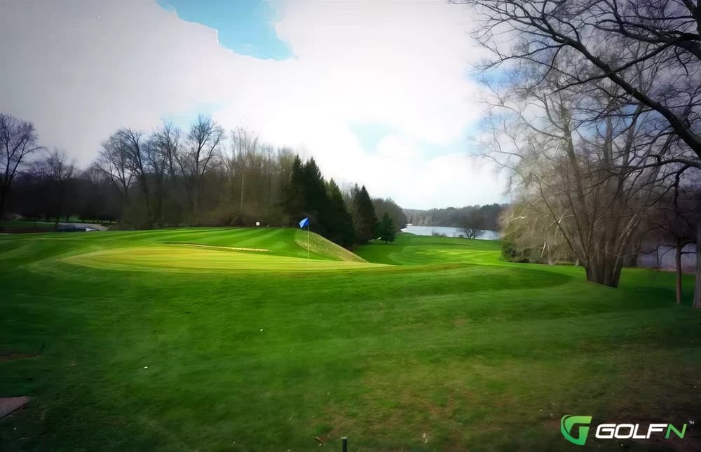 Orchard Hills Country Club in Buchanan, Michigan — private, 18-hole golf course