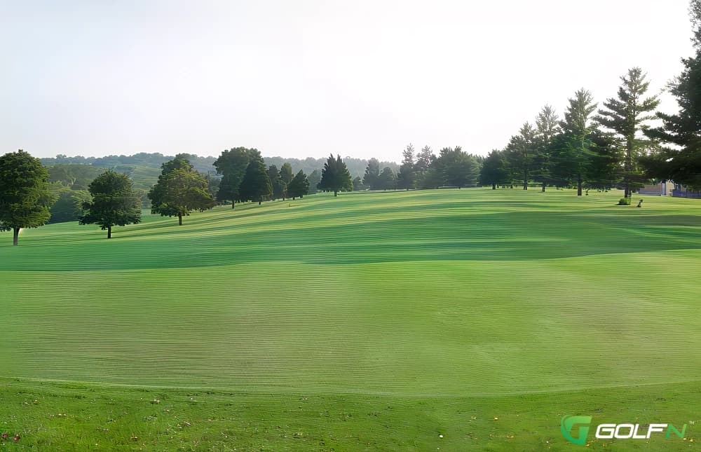 Pine Knolls Country Club in Knoxville, Iowa — semi-private, 9-hole golf course