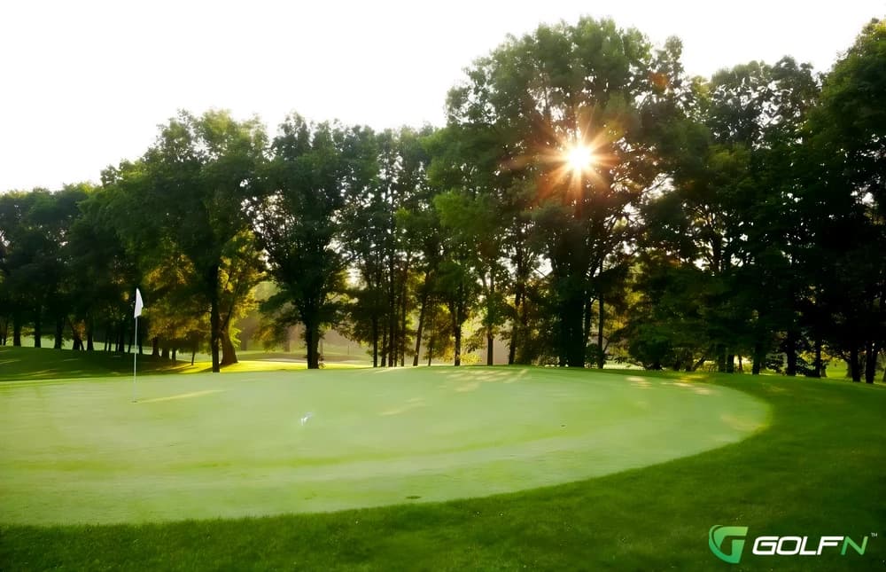 West - Knollwood Country Club in Granger, Indiana — private, 36-hole golf course, designed by Ernie Schrock (1976)