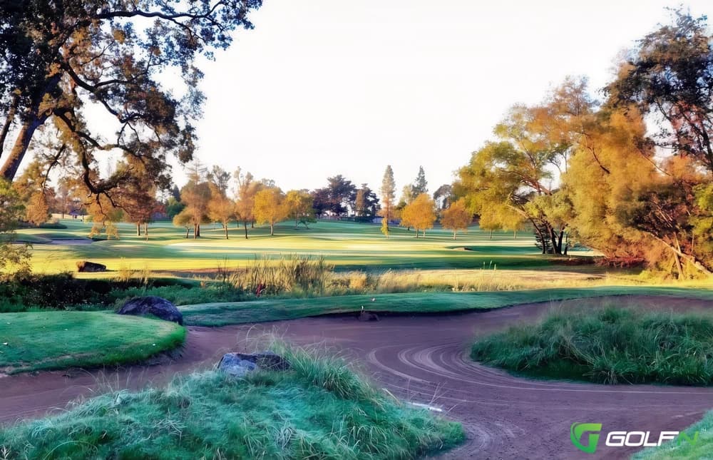 Windsor Golf Club in Windsor, California — public, 18-hole golf course, designed by Fred Bliss (1989)