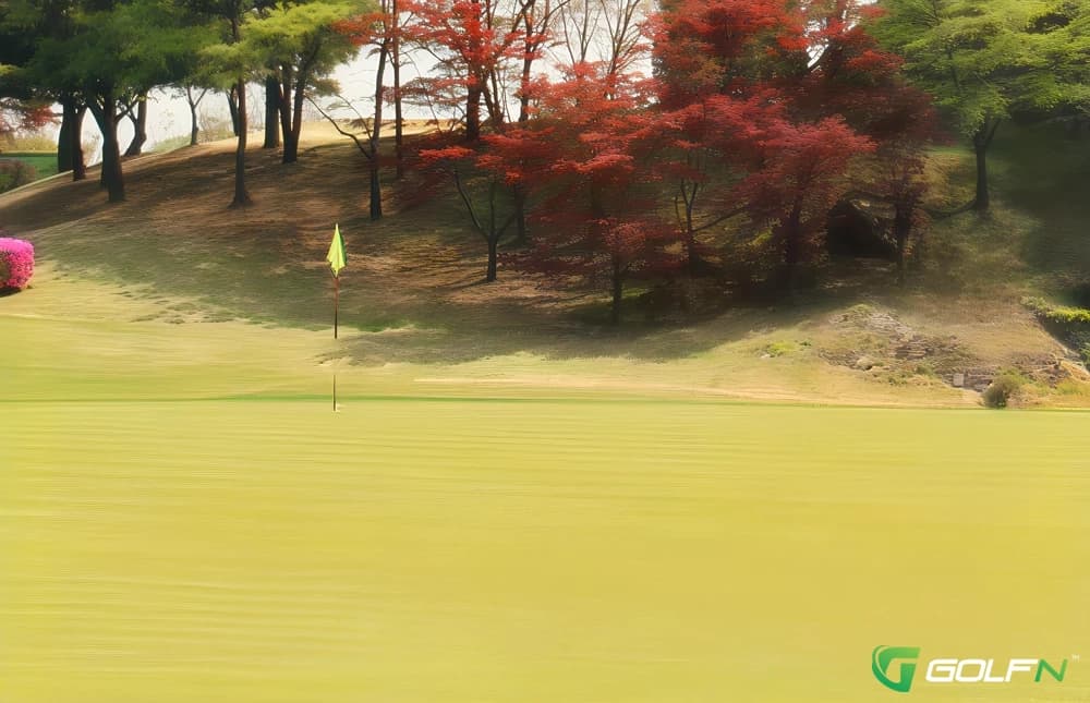 (Right) West/East - Songchoo Country Club in Yangju-si, Gyeonggido β semi-private, 18-hole golf course