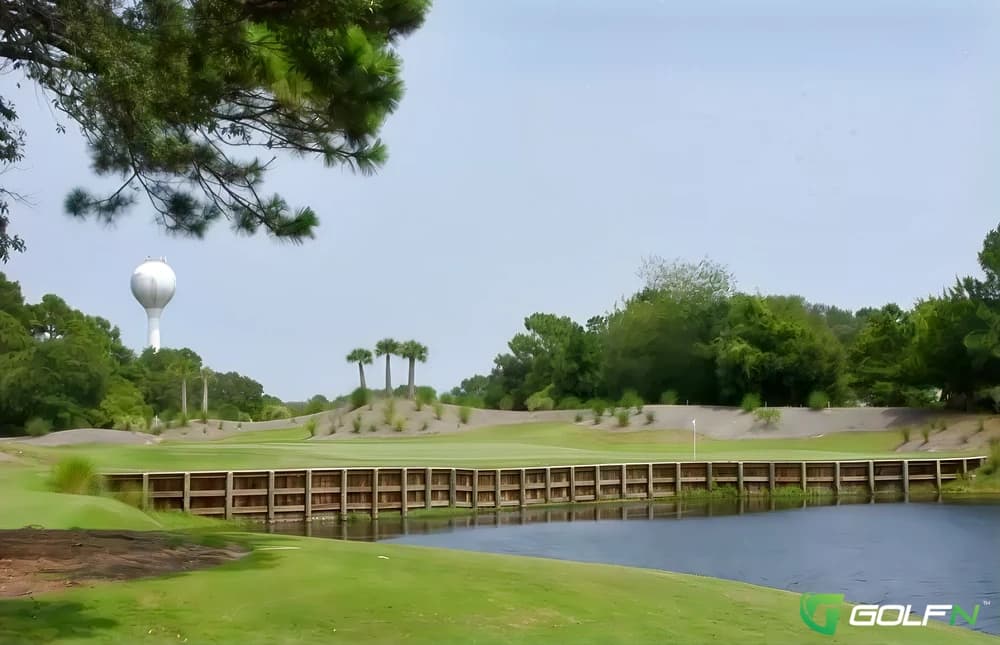 Masonboro Country Club in Wilmington, North Carolina — semi-private, 18-hole golf course, designed by Bob Moore
(2008)