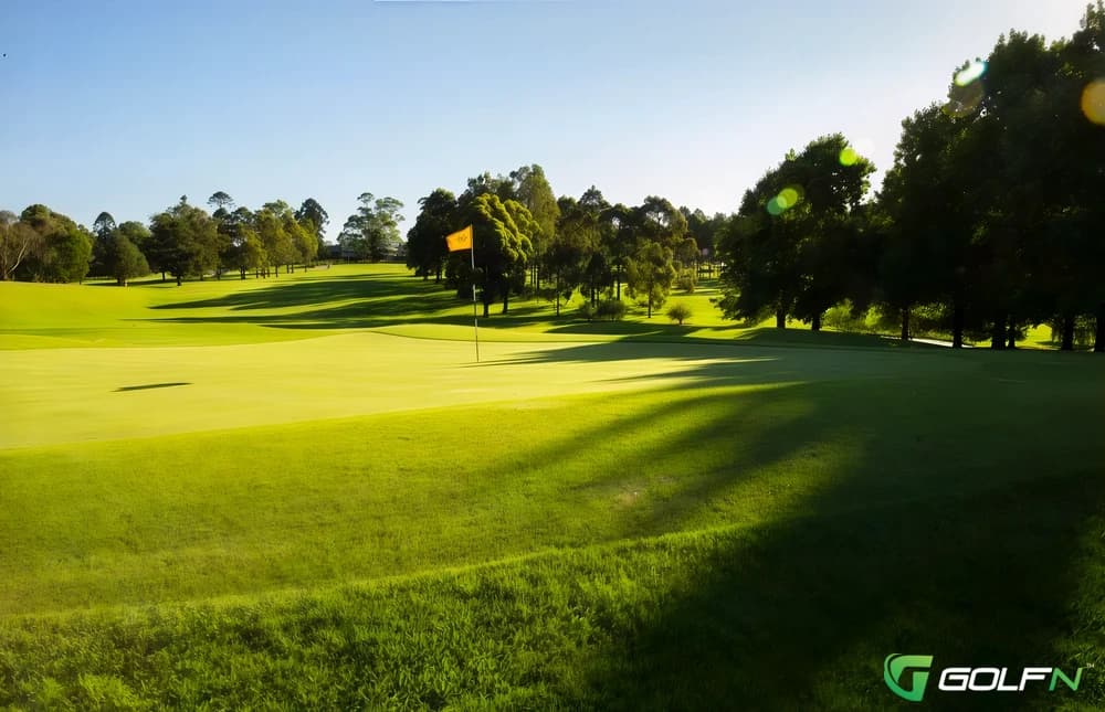 Castle Hill Country Club in Sydney, New South Wales β public, 18-hole golf course, designed by Prosper Ellis