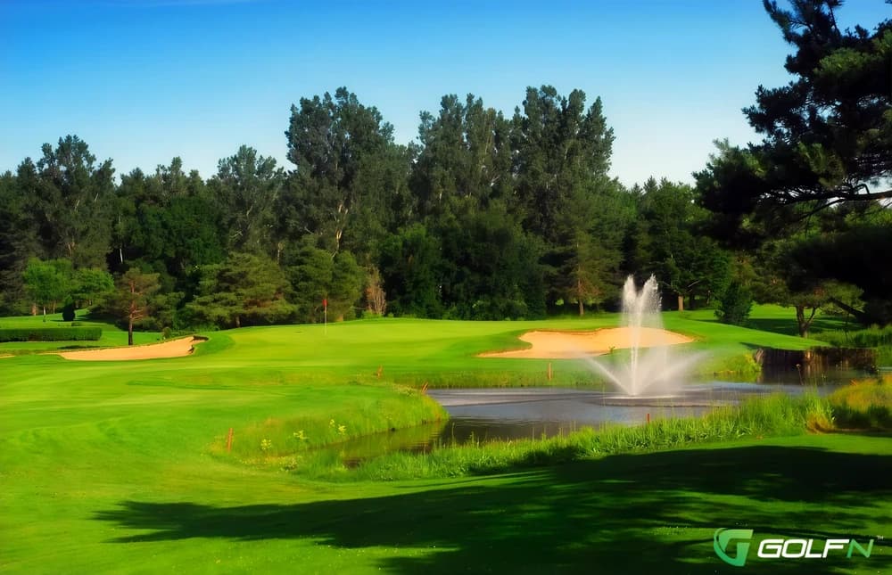 Club De Golf Val Des Lacs in Sainte-Sophie, Quebec — private, 18-hole golf course, designed by Howard Watson (1959)