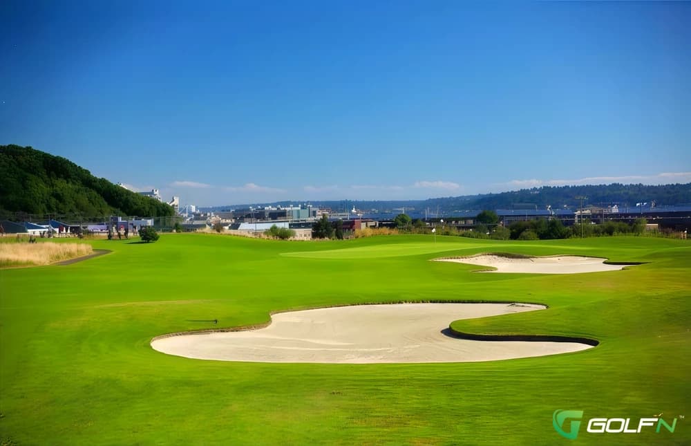 Interbay Golf Center in Seattle, Washington — public, 9-hole golf course, designed by Jack Nicklaus