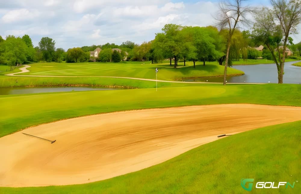 Royal Fox Country Club in Saint Charles, Illinois — private, 18-hole golf course, designed by Dick Nugent (1989)