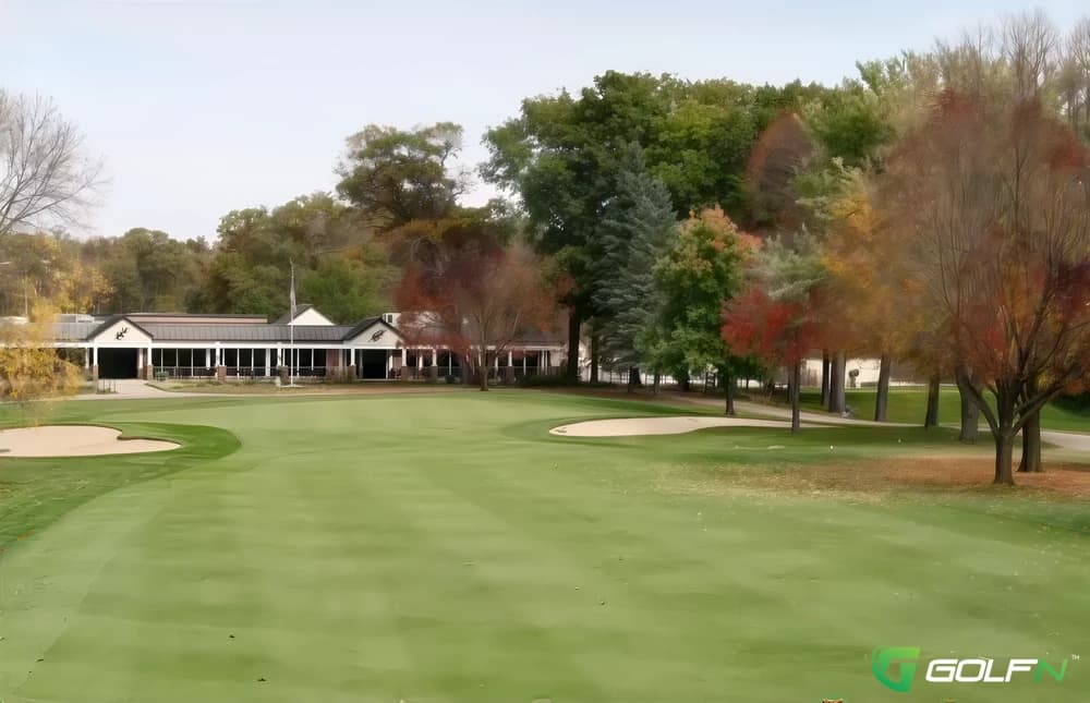 Oakwood Country Club in North Canton, Ohio — private, 9-hole golf course