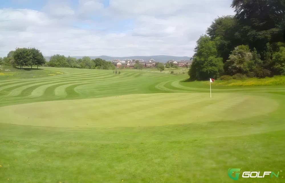 Brucefields Family Golf Centre in Stirling, Scotland — public, 18-hole golf course