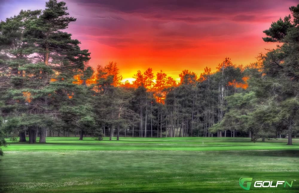 Escanaba Country Club in Escanaba, Michigan — semi-private, 18-hole golf course, designed by Tom Bendelow (1915)