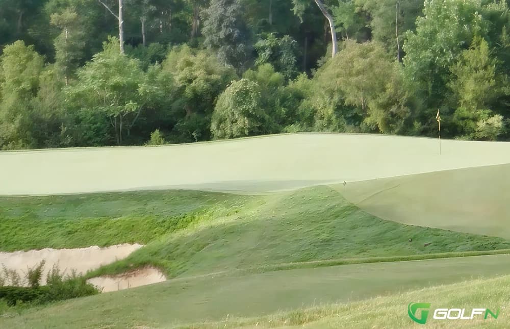 Stonehouse Golf Club in Toano, Virginia — semi-private, 18-hole golf course, designed by Mike Strantz (1996)