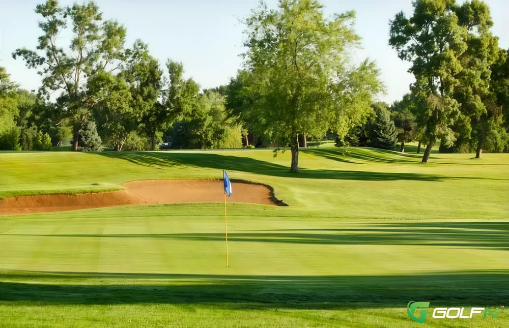 Dwan Golf Club in Bloomington, Minnesota — public, 18-hole golf course, designed by David Gill