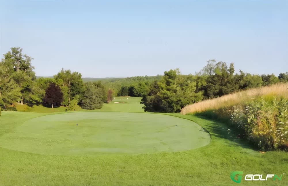 Blue Springs Golf Club in Acton, Ontario — private, 18-hole golf course