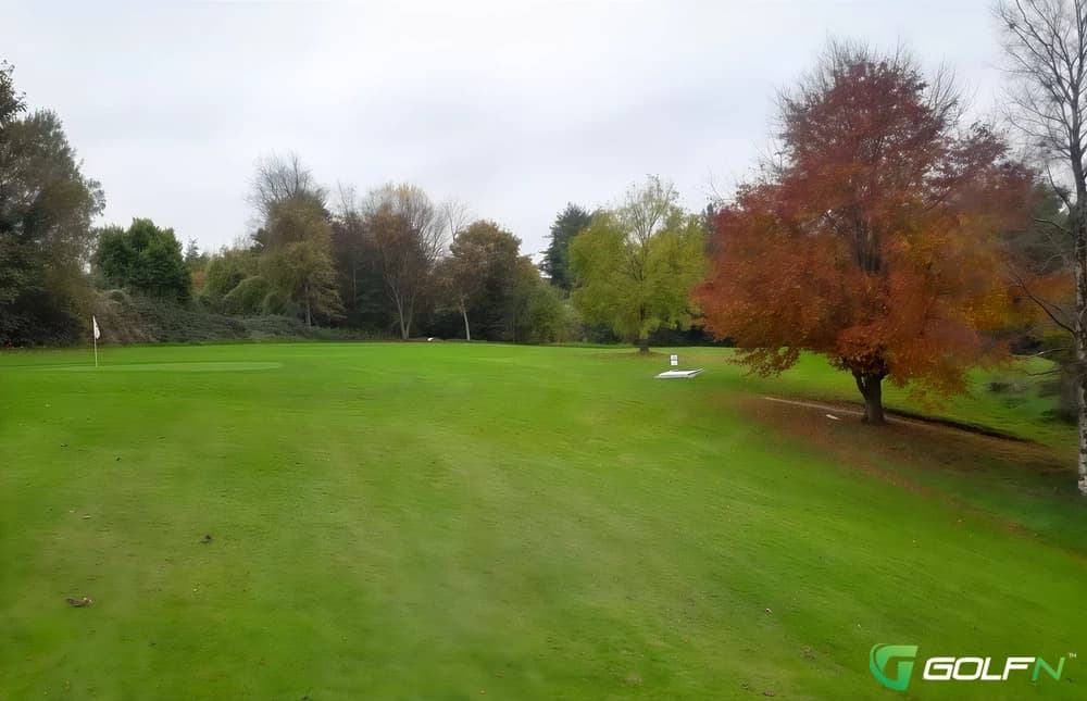 Raffeen Creek Golf Club in Ringaskiddy, Cork — private, 9-hole golf course