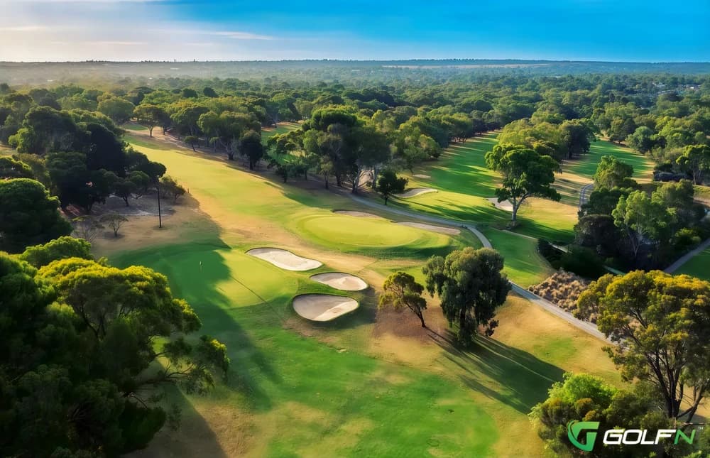 The Vines Golf Club Of Reynella in Woodcroft , South Australia β public, 18-hole golf course