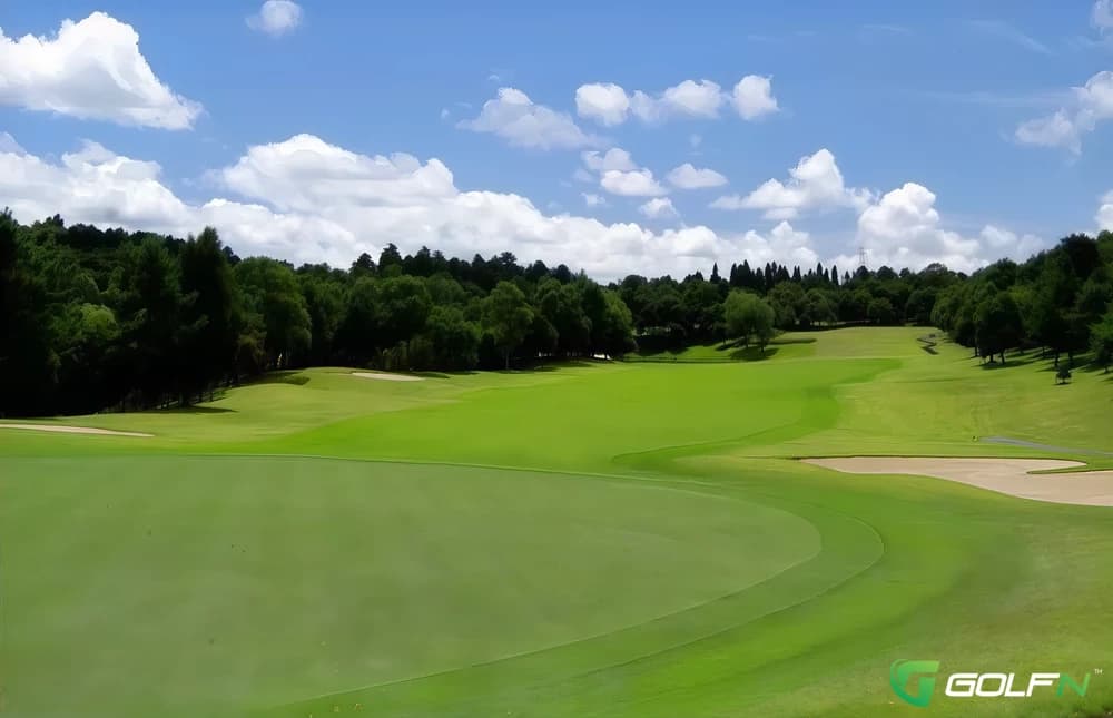 Lui Hills Country Club in Yangju, Gyeonggido β 18-hole golf course, designed by Kokichi Yasuda (1990)