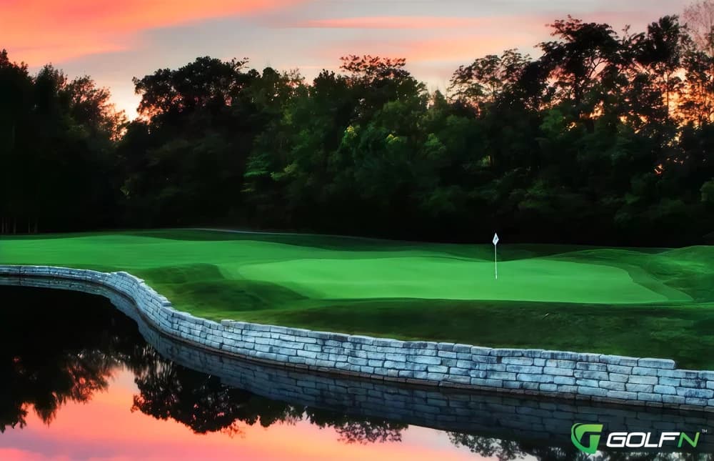 Executive - The Bridgewater Club in Carmel, Indiana — private, 9-hole golf course, designed by Pete Dye (1999)