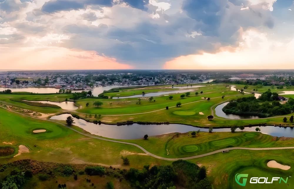 Bergen Point Golf Club in West Babylon, New York — public, 18-hole golf course, designed by William F. Mitchell (1971)