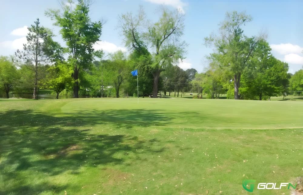 Jackson Country Club in Murphysboro, Illinois — public, 18-hole golf course, designed by David Gill