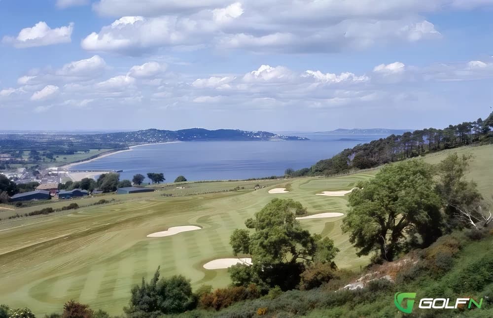 Mercury Bay Golf Club in Whitianga, Waikato β public, 18-hole golf course, designed by Des Smyth (2003)