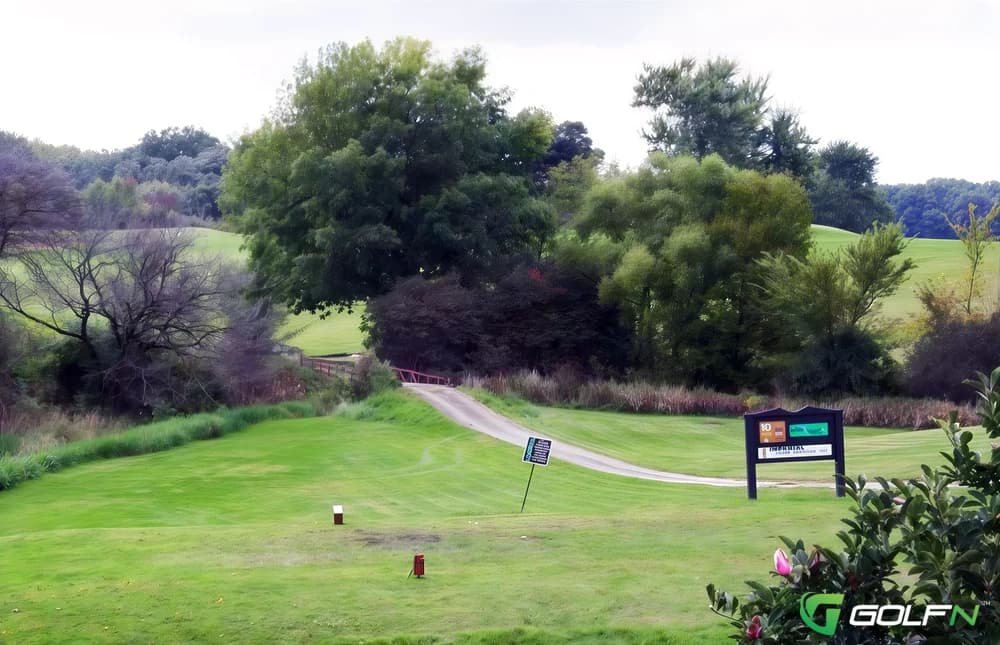 Longwood Country Club in Crete, Illinois — semi-private, 18-hole golf course
