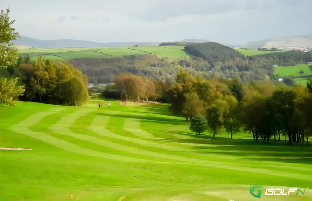 Werneth Low Golf Club in Cheshire, England — semi-private, 18-hole golf course
