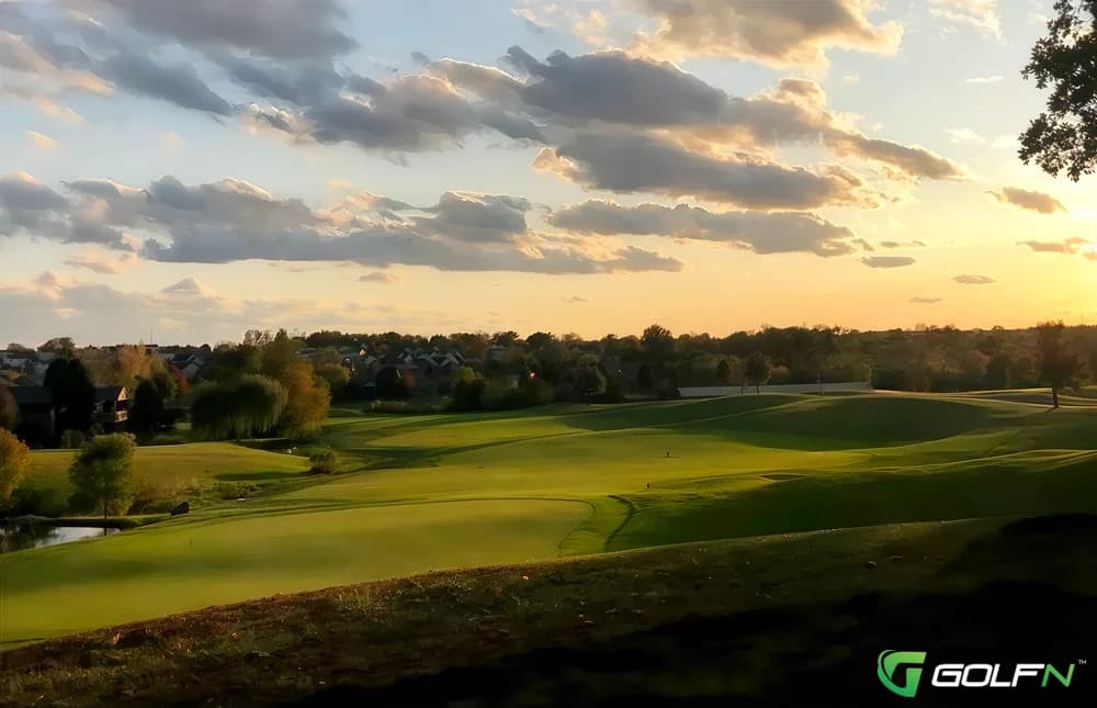 Walden Ponds Golf Club in Indian Springs, Ohio — public, 18-hole golf course, designed by Jack Kidwell