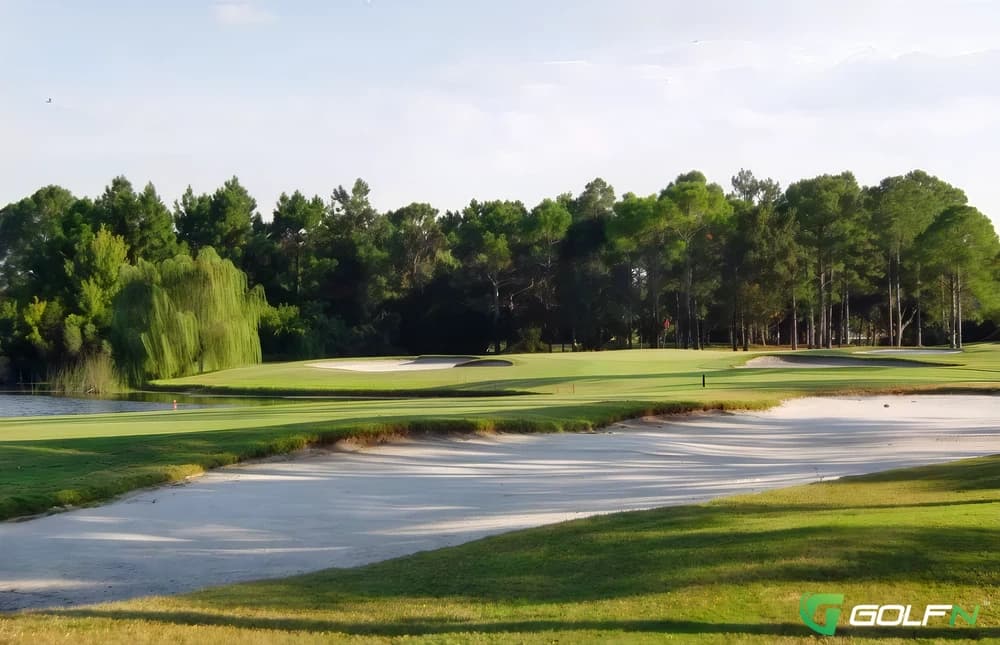 Sweetwater Country Club in Sweetwater, Texas — semi-private, 18-hole golf course, designed by Bill Amick (1974)