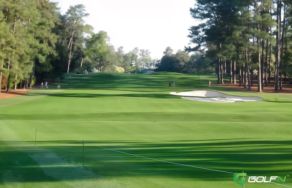 Southern Dunes-Eagle Dunes Par 3 in Indianapolis, Indiana — public, 9-hole golf course, designed by Gary Player (2003)