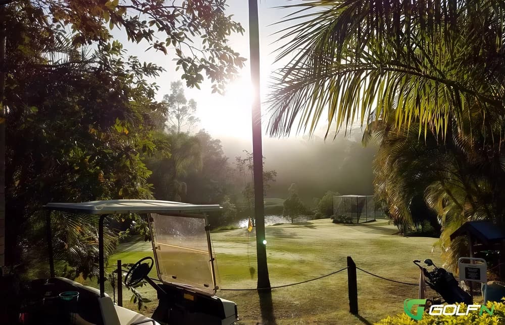 Tanawha Valley Par 3 in Tanawha, Queensland β semi-private, 18-hole golf course