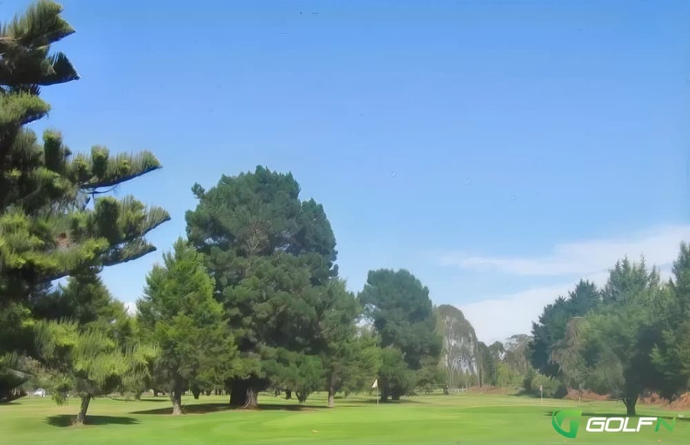 Maraenui Golf Inc. in Napier, Hawke's Bay β public, 18-hole golf course
