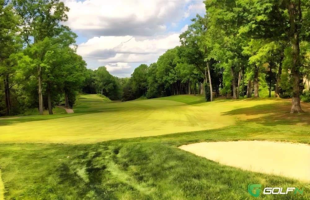 Bay Hills Golf Club in Arnold, Maryland — semi-private, 18-hole golf course, designed by Ed Ault (1969)