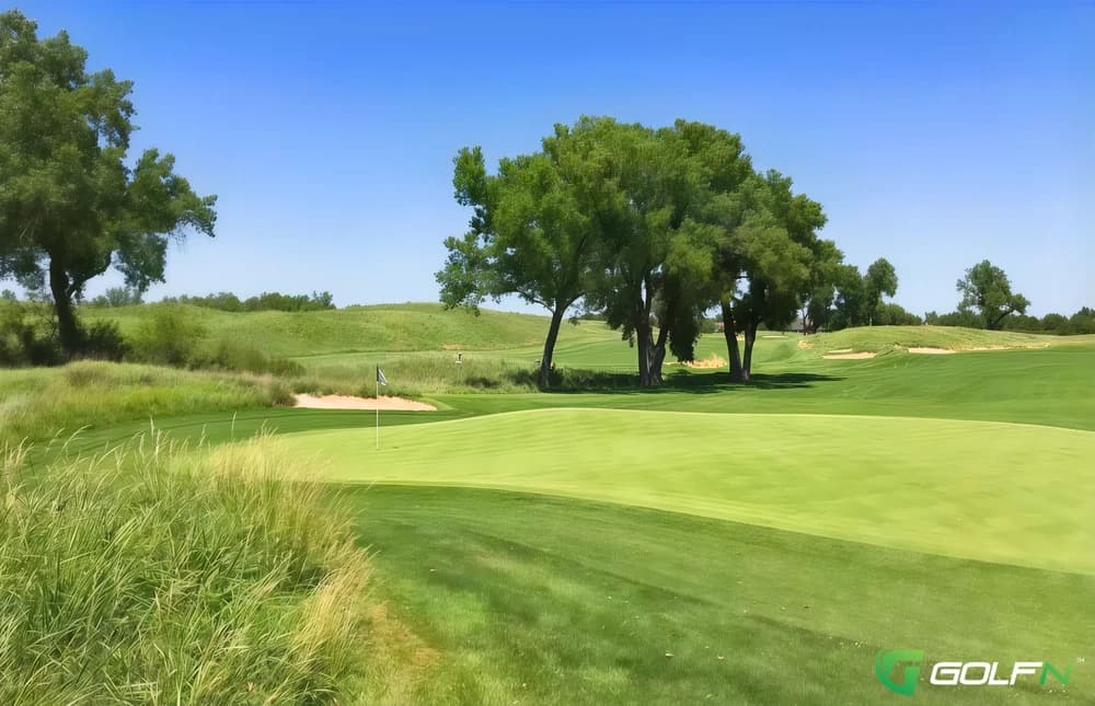 Prairie Dunes Country Club in Hutchinson, Kansas — private, 18-hole golf course, designed by Perry Maxwell (1937)