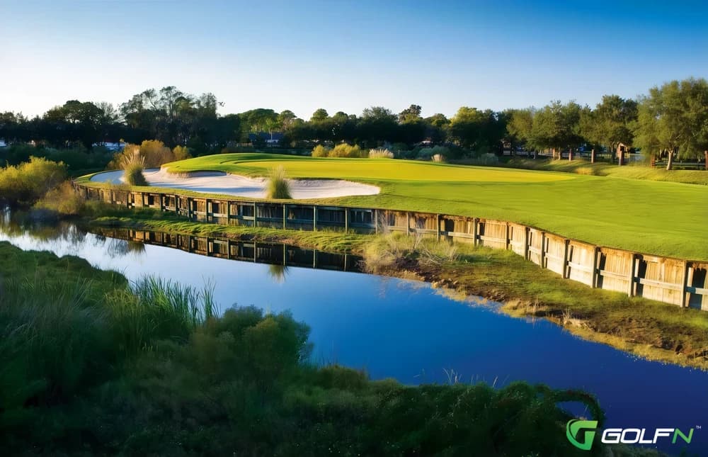 Copperhead - Innisbrook Resort South Course in Palm Harbor, Florida — private, 18-hole golf course, designed by Larry Packard