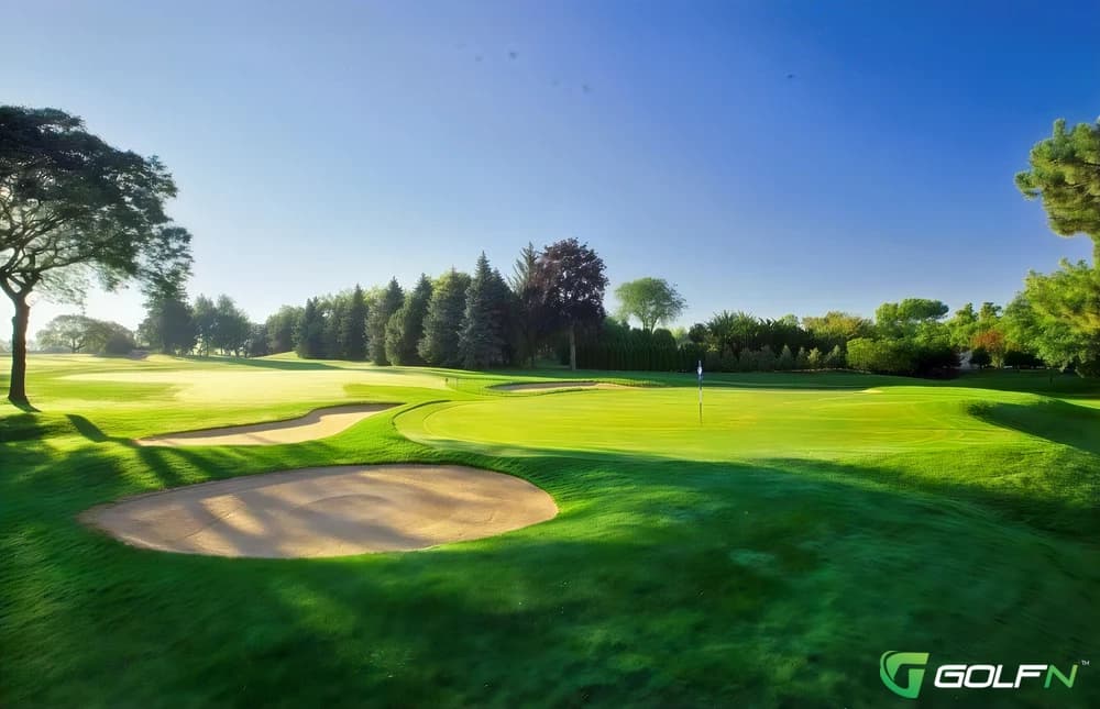 University Club Of Milwaukee in Milwaukee, Wisconsin — private, 18-hole golf course, designed by Tom Bendelow (1921)