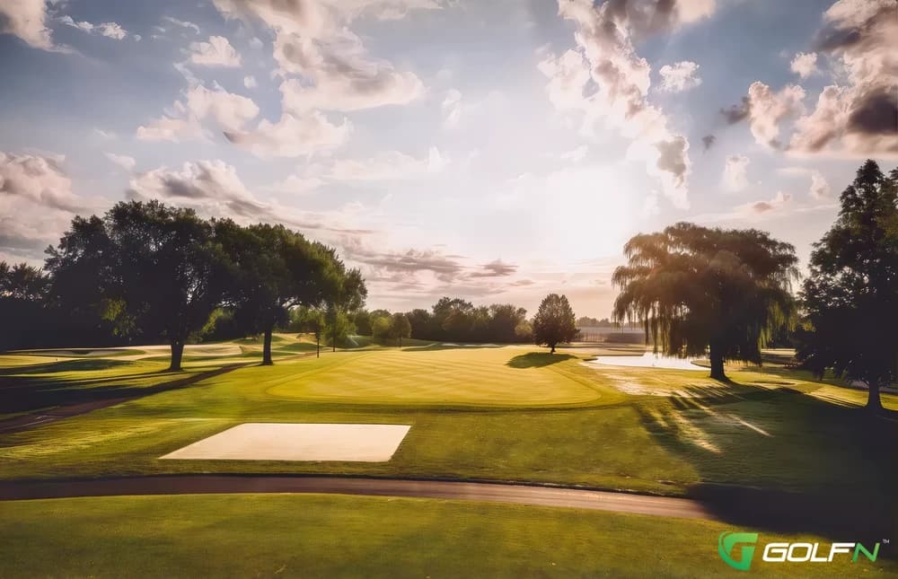 Ridgemoor Country Club in Chicago, Illinois — private, 18-hole golf course, designed by William Langford (1921)