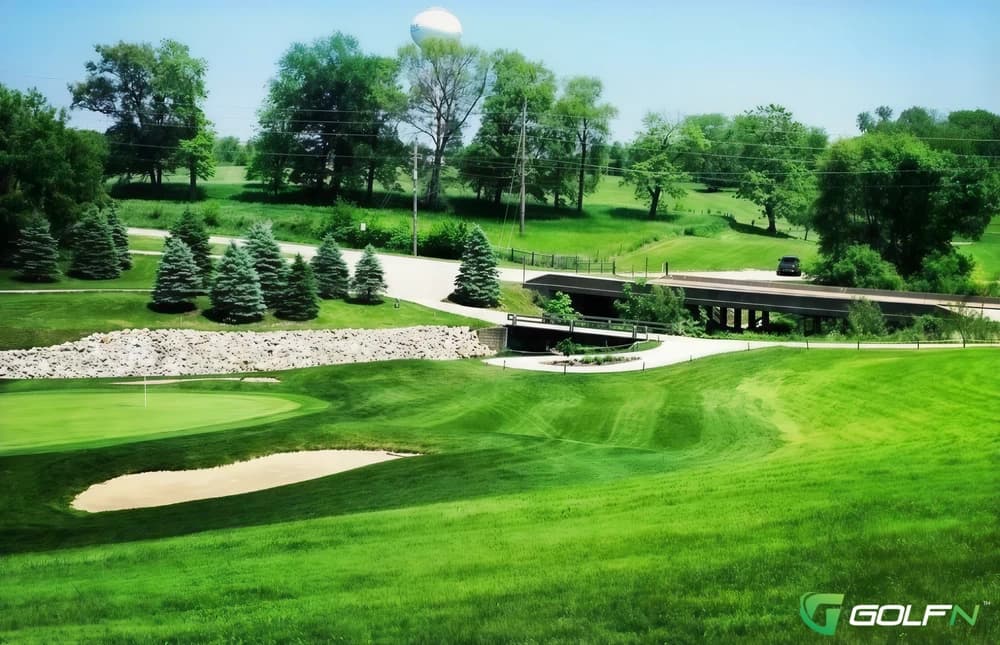Geneva Golf & Country Club in Muscatine, Iowa — private, 18-hole golf course, designed by David Gill